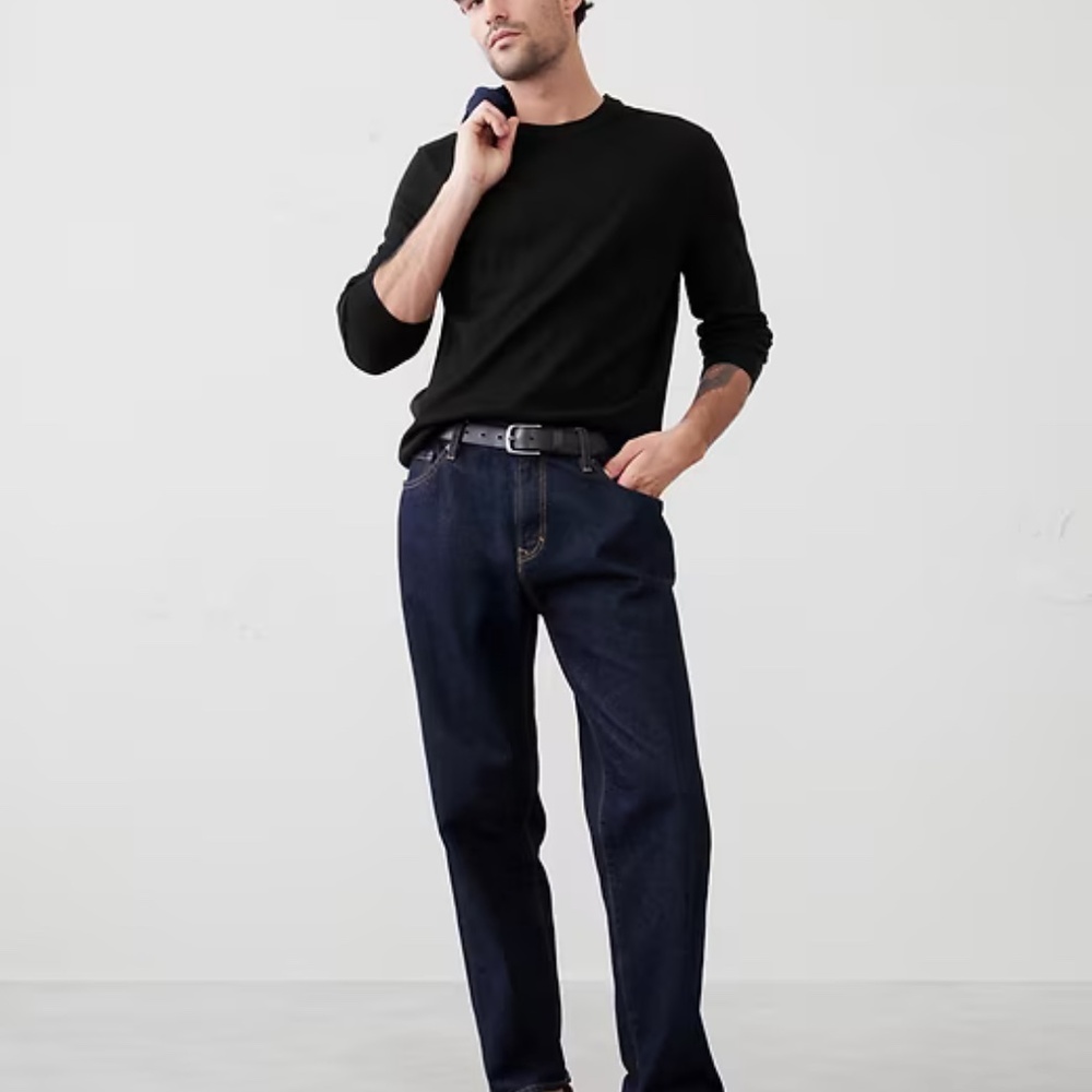 Banana Republic Men's Italian Merino crew-neck Sweater Black